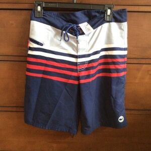 Vineyard Vines men’s board short bathing suit